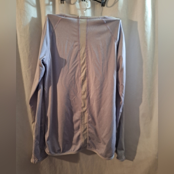 Title Nine Light Purple Long Sleeve Top - Picture 4 of 8